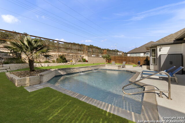 705 Treetop Pass Property Photo 1