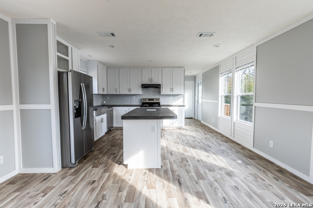 117 Royal Property Photo 16