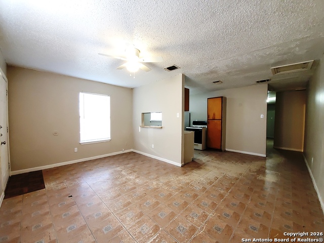 918 Hampton Property Photo 13