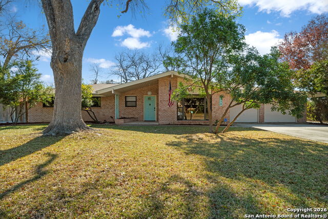234 Driftwind Property Photo 1