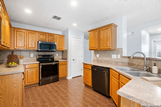 265 Arcadia Property Photo 4