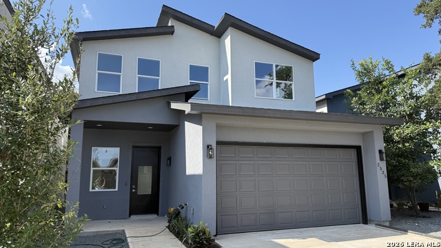 2535 Manor Heights