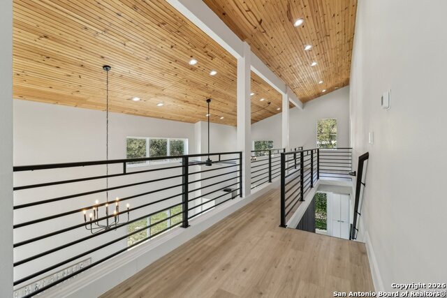 2535 Manor Heights Property Photo 12