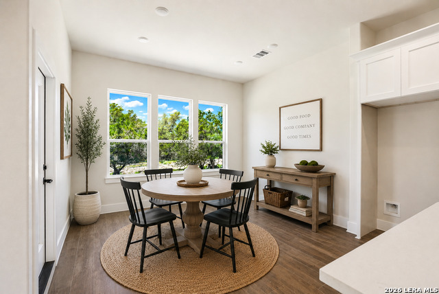 742 Rayner Ranch Property Photo 4