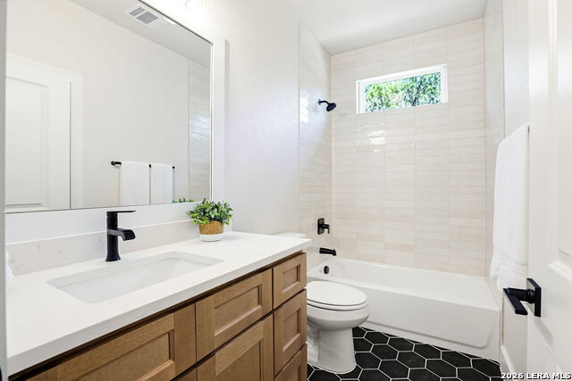 742 Rayner Ranch Property Photo 11