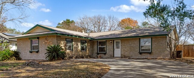 3706 Petry Dr Property Photo 1