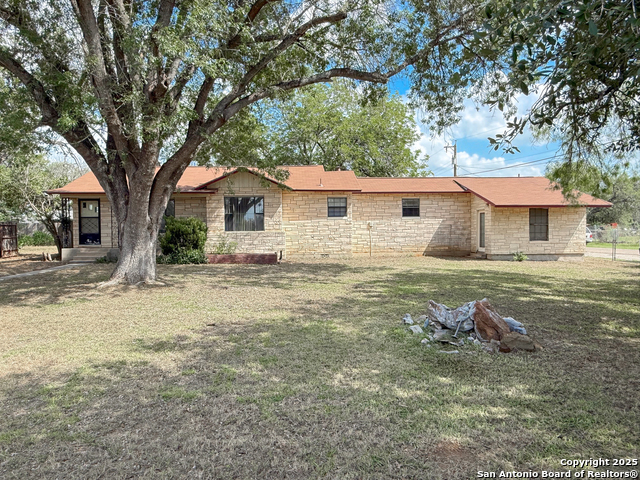 15430 S Main Property Photo 4