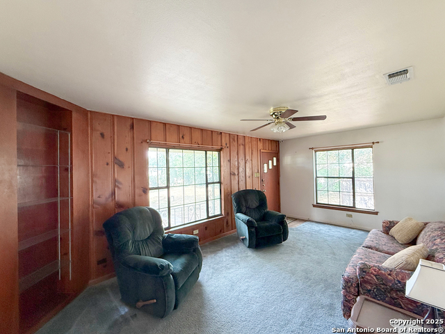 15430 S Main Property Photo 8