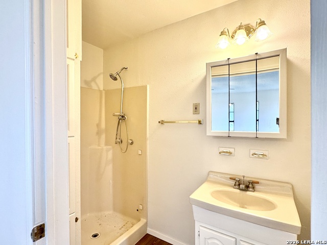15430 S Main Property Photo 14