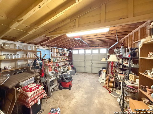 15430 S Main Property Photo 28