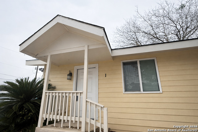 116 Dolores Property Photo 11