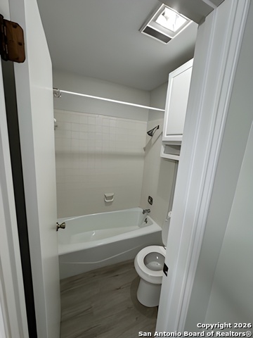 3220 Castledale Property Photo 12