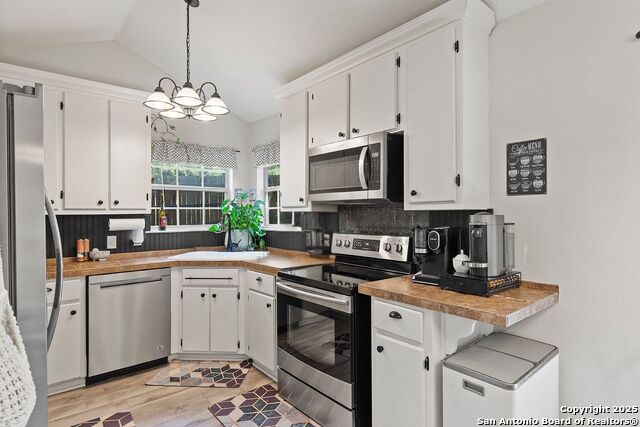 204 Lake Park Property Photo 11