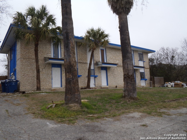 4835 Gus Eckert Property Photo 1