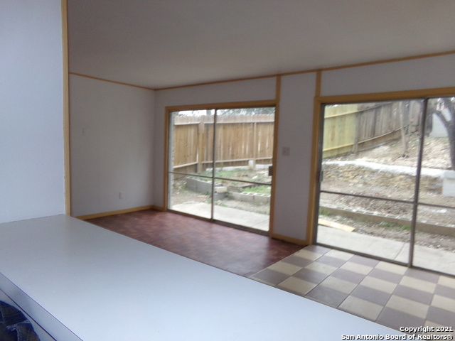 4835 Gus Eckert Property Photo 5