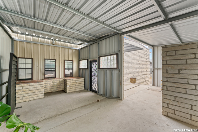 106 South Line Property Photo 11