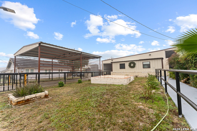 106 South Line Property Photo 13
