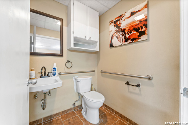 106 South Line Property Photo 19