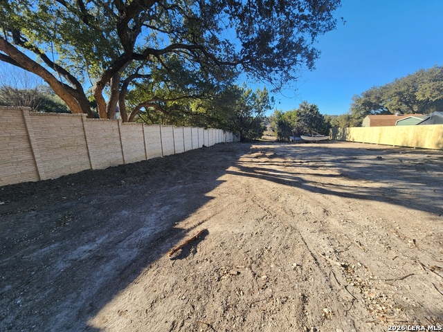 162 Tropical Property Photo 4