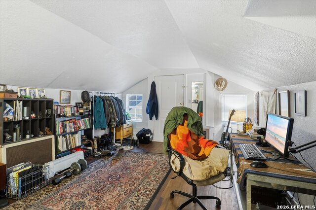 434 Buckingham Ave Property Photo 15