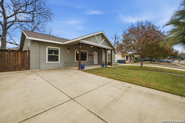 243 Chesswood Property Photo 3