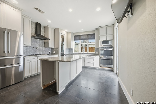 243 Chesswood Property Photo 8