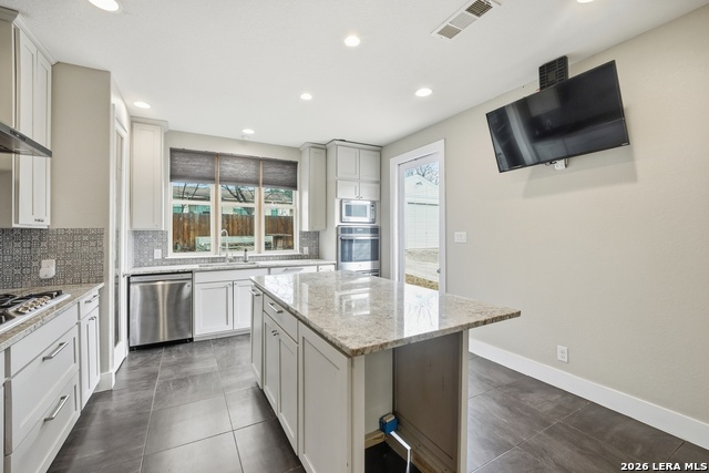 243 Chesswood Property Photo 9