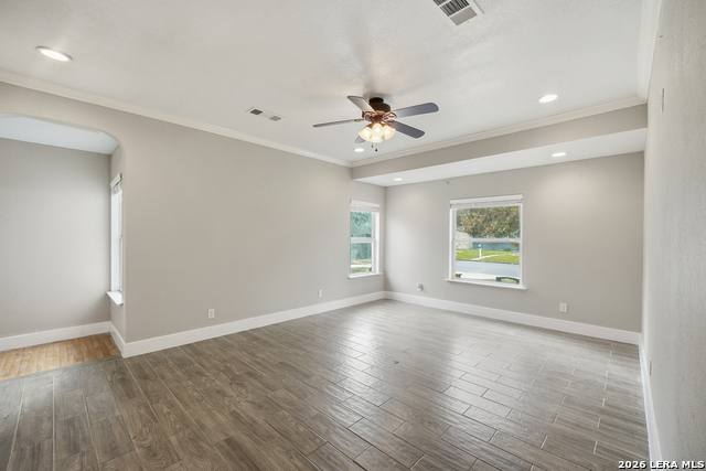 243 Chesswood Property Photo 17