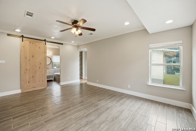 243 Chesswood Property Photo 18