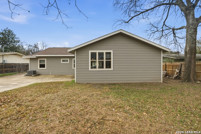 243 Chesswood Property Photo 21