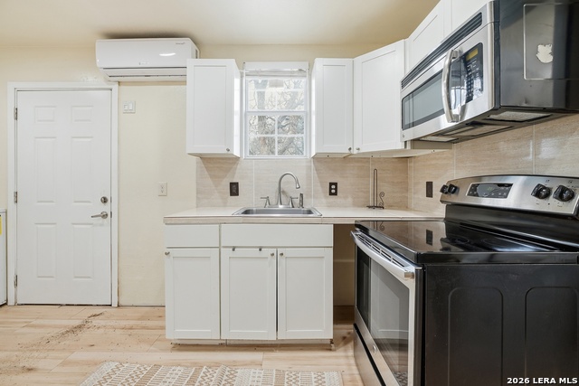 243 Chesswood Property Photo 27