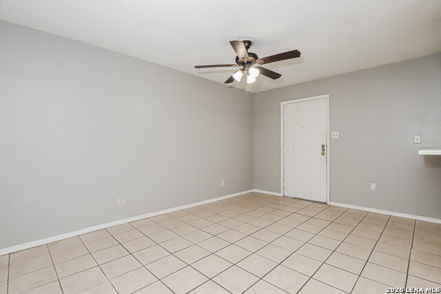 820 W Olmos Property Photo 4