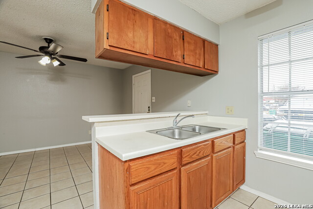820 W Olmos Property Photo 8