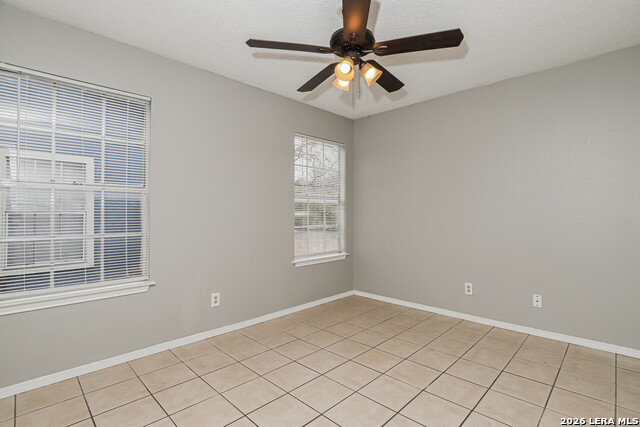 820 W Olmos Property Photo 11