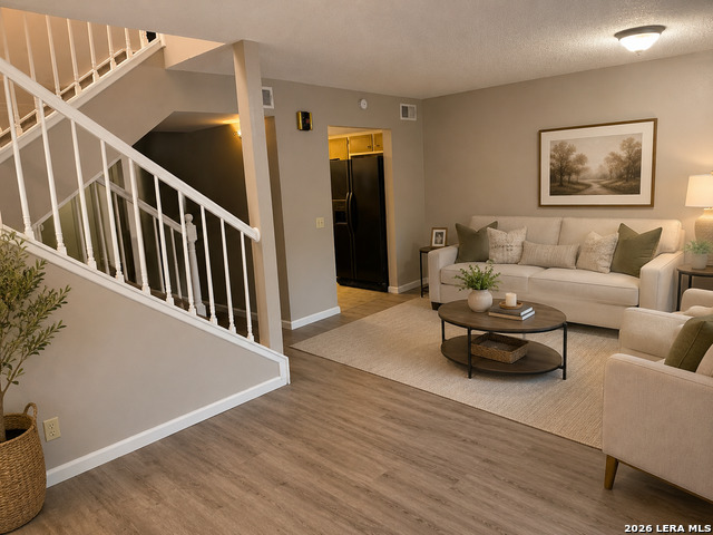 11814 Song St Property Photo 5