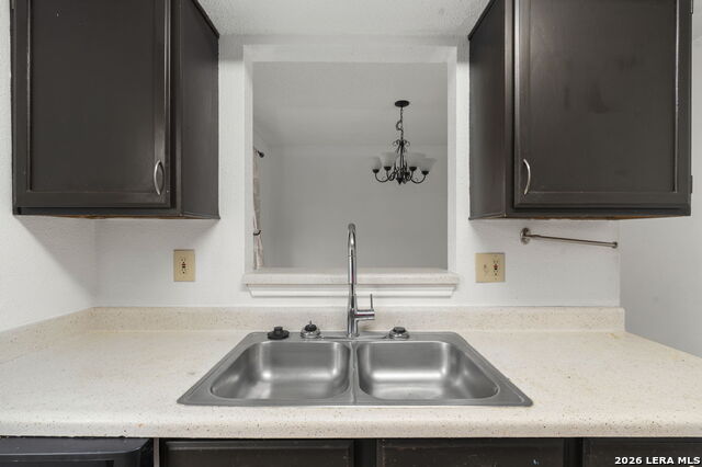 4949 Hamilton Wolfe Property Photo 14