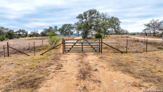 455 Hubble Property Photo 1