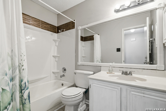 6315 Candlecrest Ct Property Photo 15