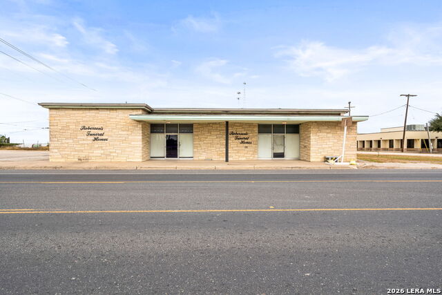 222 Thornton Property Photo 1