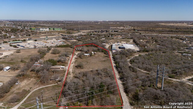 9638 S Presa Property Photo 3