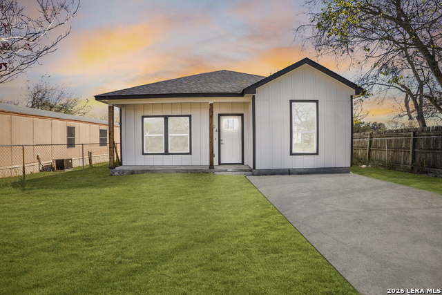 804 Peach Property Photo 1
