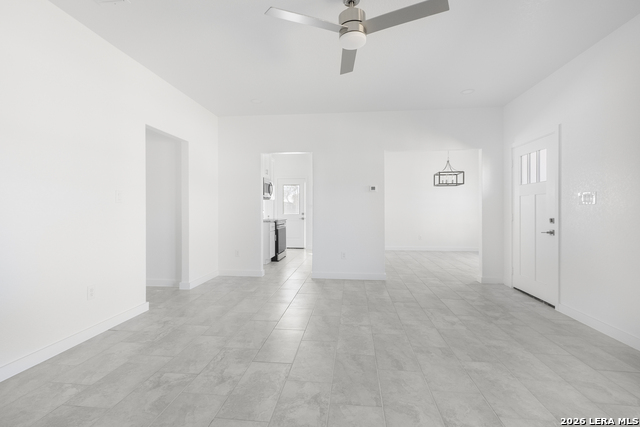 804 Peach Property Photo 3