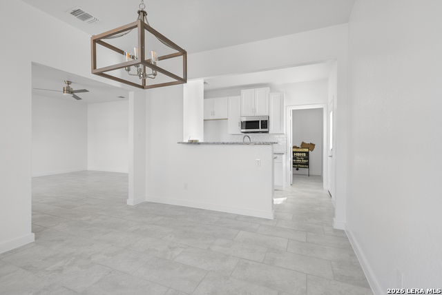 804 Peach Property Photo 6