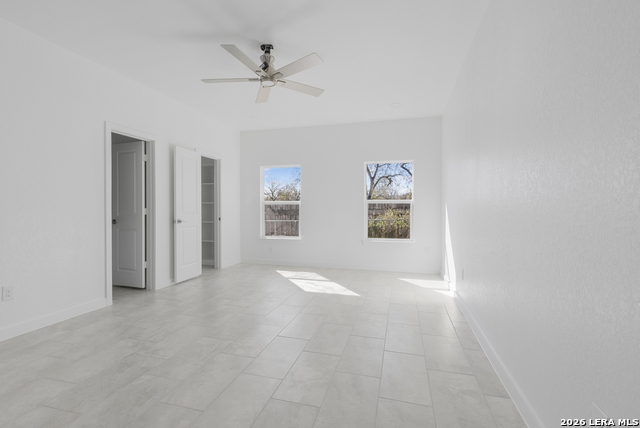 804 Peach Property Photo 14
