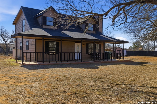 910 Cypress Property Photo 3