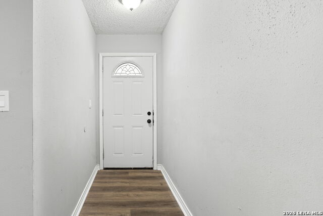 6814 Oldham Property Photo 3