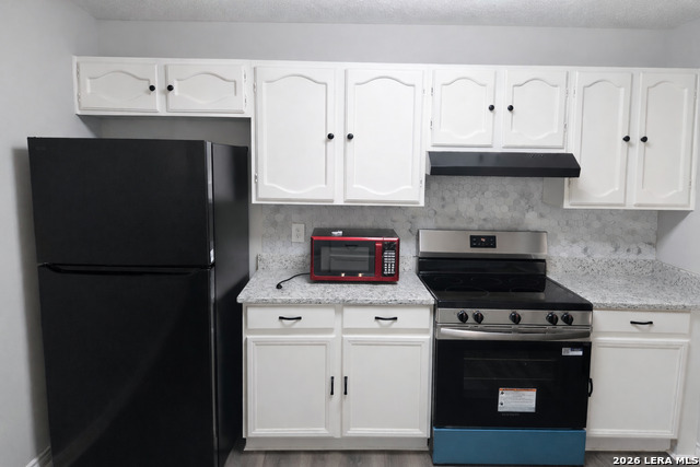 6814 Oldham Property Photo 6