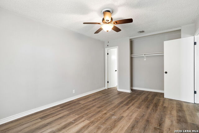 6814 Oldham Property Photo 12