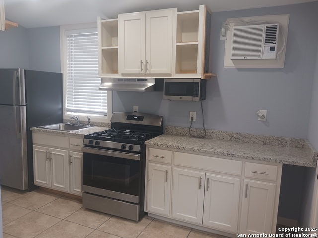 212 Mclane Property Photo 3