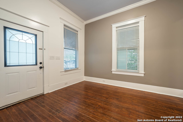 212 Mclane Property Photo 11